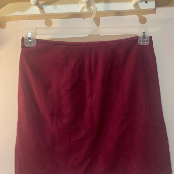 Petal skirt - Picture 2 of 2